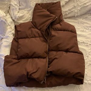 Cropped Puffer Vest